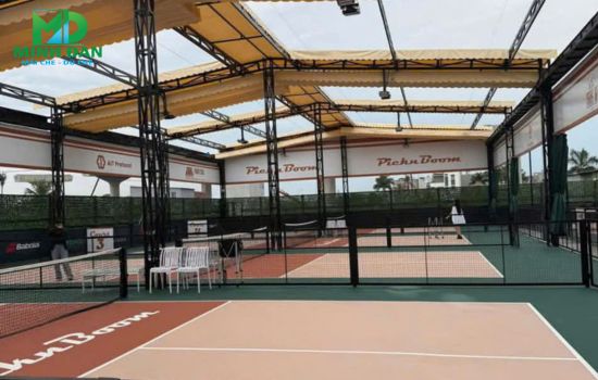 mái che mái xếp sân pickleball