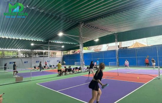 mái che mái xếp sân pickleball
